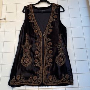 Carol Little vintage black velvet embroidered vest , size large